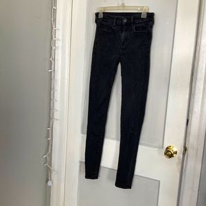 American Eagle 6 Long Black Denim Skinny Jeans